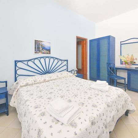 Hotel Maremonti Forio  Номер фото
