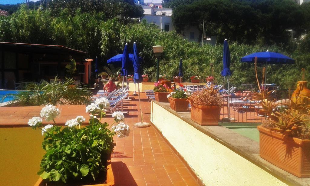 Hotel Maremonti Forio  Екстер'єр фото