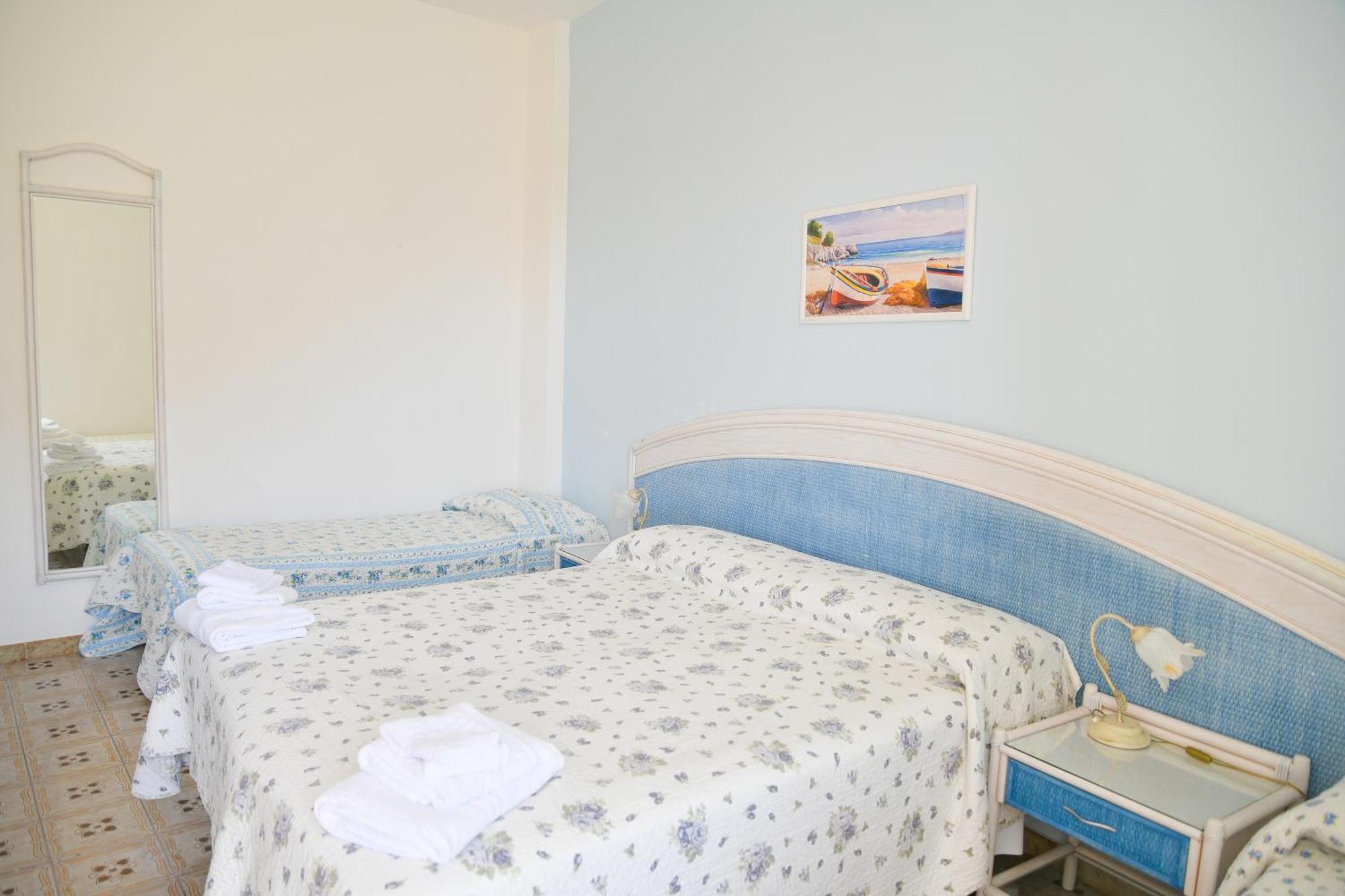 Hotel Maremonti Forio  Номер фото